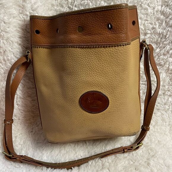 Dooney & Bourke leather khaki & brown Bucket bag Brass hardwares . - Picture 2 of 16